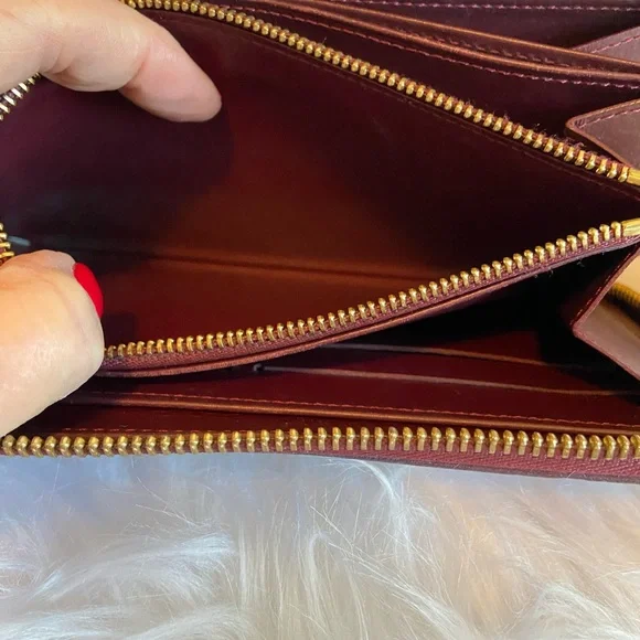 LV GUC Vernis Rouge Fauviste Zip Around Wallet - Picture 13 of 15